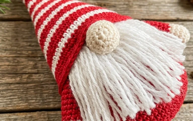 Amigurumi – Weihnachtswichtel häkeln „Terentius Tenuis“