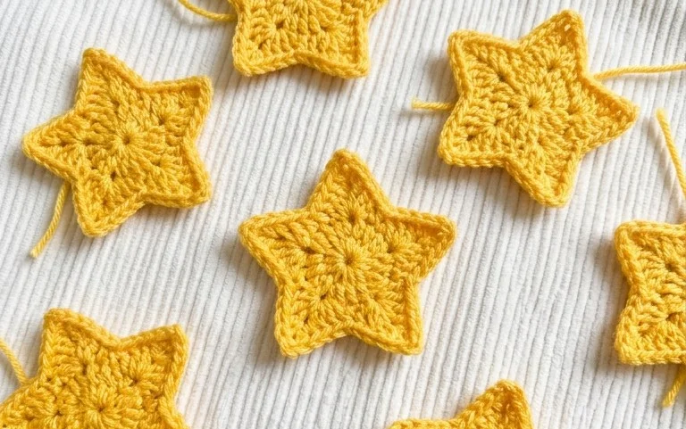 4-Arm Star Emoji häkeln: Kostenlose Anleitung für Anfänger